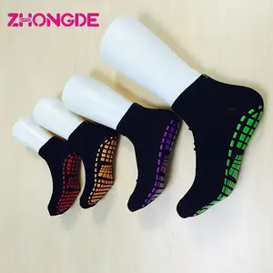 High quality china custom sock manufacturer Trampoline design sport non-slip men's socks with rubber grips