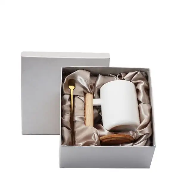 New Promotional Art Corporate Gift Set Custom logo Porcelain Mug Ceramic Coffee Mug Set With Gift Box Bamboo Wooden Handle Lid