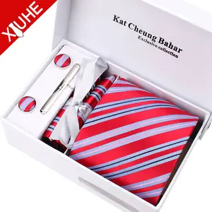 Özel ambalaj etiket logosu kravat setleri Polyester erkek ipek boyun kravat Hanky kol düğmeleri hediye kravat misafirler için ayarlar