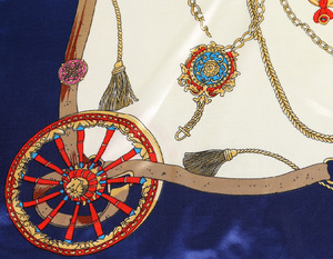 <span class=keywords><strong>Di</strong></span> modo Quadrato Testa Sciarpa Delle Donne <span class=keywords><strong>di</strong></span> Colori Catena Stampato Scialli Avvolge Foulard <span class=keywords><strong>di</strong></span> <span class=keywords><strong>Marca</strong></span> <span class=keywords><strong>di</strong></span> Lusso In Raso <span class=keywords><strong>Di</strong></span> Seta Hijab Sciarpe 90*90cm - Product Image 6