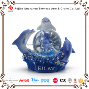 Nuovo Design Globo di Neve con Delfino in Resina e Glitter - Product Image 2