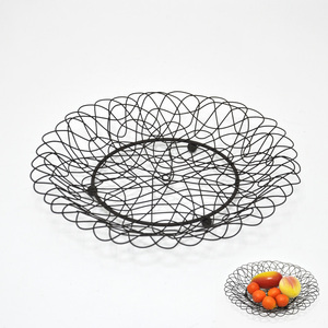 ตะกร้าผลไม้ลวดตกแต่งโต๊ะในครัวสีดำ - Product Image 3