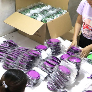 Mangkuk Air Hewan Peliharaan Silikon Dapat Dilipat Kustom Mangkuk Anjing Portabel - Product Image 5