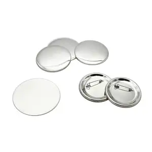 Badge blanc avec bouton pression, 58mm, vente en gros, produits en étain, chine