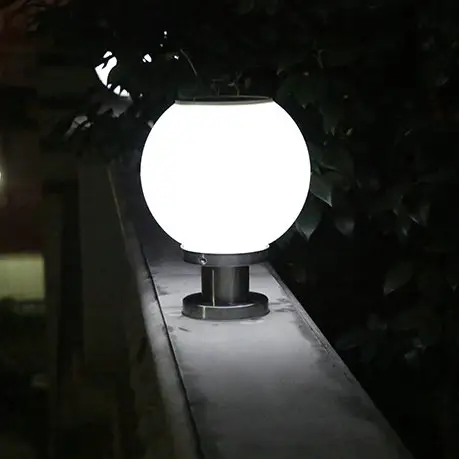 Lampu Pilar Globe 250MM, Lampu Pagar Luar Ruangan Bentuk Akrilik LED Bola, Lampu Gerbang Tenaga Surya dengan Fitur Bola