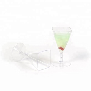 Copa de Vino de Plástico Irrompible Grace de 2 oz para Diferentes Bebidas - Product Image 3