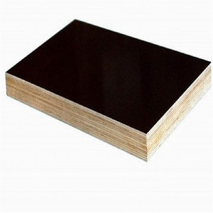 Contrachapado de película negra de 18mm barato/Contrachapado de <span class=keywords><strong>encofrado</strong></span> de hormigón <span class=keywords><strong>fenólico</strong></span> WBP/Contrachapado de madera contrachapada Marina <span class=keywords><strong>Precio</strong></span> de tableros de construcción - Product Image 1