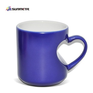 Sunmeta sublimazione bianco opaco 11oz <span class=keywords><strong>tazza</strong></span> magica <span class=keywords><strong>a</strong></span> <span class=keywords><strong>forma</strong></span> <span class=keywords><strong>di</strong></span> <span class=keywords><strong>cuore</strong></span> <span class=keywords><strong>di</strong></span> colore mutevole <span class=keywords><strong>tazza</strong></span> <span class=keywords><strong>di</strong></span> ceramica per sublimazione - Product Image 2