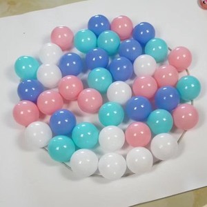 Click N' Play Paquete de 200 bolas de PU a prueba de aplastamiento sin BPA sin ftalatos Bolas de pozo reutilizables duraderas en 6 colores brillantes - Product Image 2