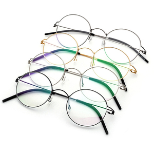 <span class=keywords><strong>Occhiali</strong></span> Senza Viti in Lega di Titanio per Donne, Montatura Ottica Ultraleggera Rotonda per Miopia, <span class=keywords><strong>Occhiali</strong></span> <span class=keywords><strong>da</strong></span> <span class=keywords><strong>Vista</strong></span> Stile Danese e Coreano - Product Image 5