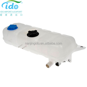 Réservoir d'expansion d'eau de réservoir de liquide de refroidissement robuste 1674916 pour Volvo VN VNL <span class=keywords><strong>VNM</strong></span> 98-03 - Product Image 2