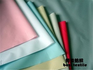 Bán Buôn Trung Quốc <span class=keywords><strong>Taffeta</strong></span> Vải 100% <span class=keywords><strong>Polyester</strong></span> In Rèm Cửa Hàng May Mặc <span class=keywords><strong>Taffeta</strong></span> Vải 100% <span class=keywords><strong>Polyester</strong></span> In Rèm Cửa Hàng May Mặc - Product Image 3