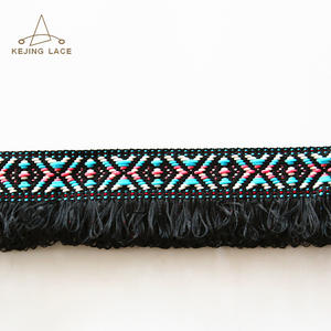 Frange di nappine corte in poliestere da 3cm per decorazioni all'ingrosso - Product Image 1