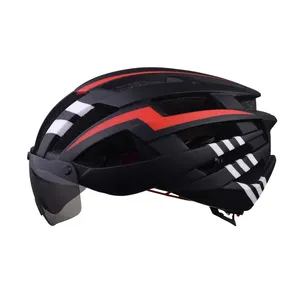 अल्ट्रालाइट साइकिल हेलमेट एलईडी माउंटेन बाइक हेलमेट वयस्क रेसिंग सड़क बाइक हेलमेट काले चश्मे के साथ