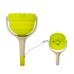 <span class=keywords><strong>3</strong></span> pièces accessoires de cuisine Gadget Silicone entonnoir à huile pliable entonnoir de cuisine pliable pour le transfert de liquide - Product Image 5