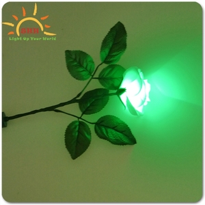 Lampe LED multicolore changeante, 1 pièce, fleur de Rose blanche sur une tige verte avec feuilles - Product Image 5
