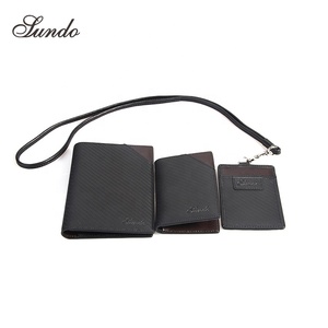 Etiquette de <span class=keywords><strong>bagage</strong></span> en <span class=keywords><strong>cuir</strong></span> véritable avec fente pour carte de visite <span class=keywords><strong>personnalisable</strong></span> pour valises de voyage - Product Image 3