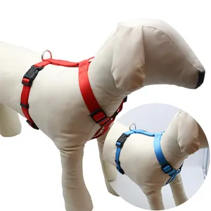 Arnés para perro tipo H personalizado 2021, conjunto de chaleco de nailon ajustable con cuello de plástico reflectante y luces LED, cinta decorativa para mascotas