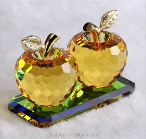공장 도매 뜨거운 판매 창조적 인 과일 모양 애플 크리스탈 하이 퀄리티 크리스탈 유리 손으로 만든 인테리어 장식