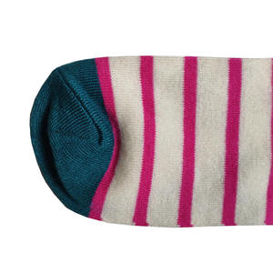 <span class=keywords><strong>Chaussettes</strong></span> <span class=keywords><strong>en</strong></span> <span class=keywords><strong>bambou</strong></span> pour femmes - Jacquard rayé avec logo, écologiques, respirantes, antibactériennes, <span class=keywords><strong>chaussettes</strong></span> de printemps pour un confort quotidien - Product Image 3