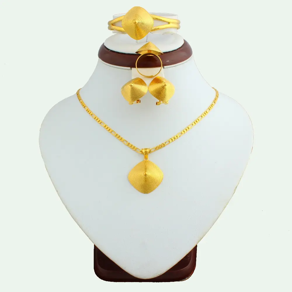 Conjunto de joyería bañada en oro de 18k con forma de sombrero para mujer y niña, moda de talla grande, estilo Dubái