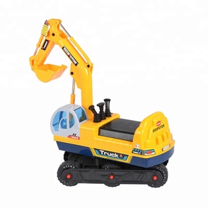 Auto a Pedali di Alta Qualità <span class=keywords><strong>per</strong></span> Bambini, Giocattolo Elettrico Mini Trattore, Escavatore Cavalcabile con Casco - Product Image 2