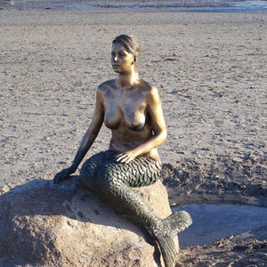 Sirena d'ottone del bronzo dell'ornamento all'aperto del <span class=keywords><strong>giardino</strong></span> che si siede sulla fontana di acqua di pietra <span class=keywords><strong>da</strong></span> vendere - Product Image 4