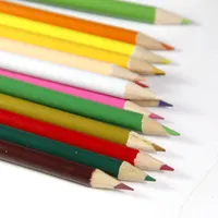 Lápis de cor de madeira em 12 peças, pacote de caixa