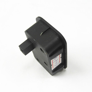 Buena calidad cajuela interruptor para 12 V 2015 Bens C350 el y E320L - Product Image 3