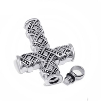 Collier urne croix en acier inoxydable fait main, filigrane antique de luxe, bijou funéraire durable pour animaux de compagnie