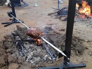 Personalizable 1000mm 1500mm al aire libre fogata pozo <span class=keywords><strong>asador</strong></span> Parrilla de barbacoa - Product Image 6