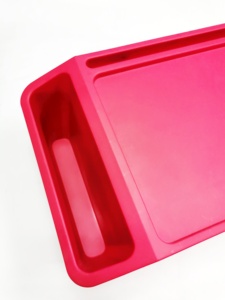 Bureau portable multifonctionnel conçu comme un <span class=keywords><strong>pont</strong></span> avec deux grandes poches latérales <span class=keywords><strong>pour</strong></span> enfants et adultes, idéal <span class=keywords><strong>pour</strong></span> la lecture et la prise de repas. - Product Image 4