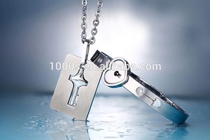 2015 el último diseño de acero inoxidable corazón pulsera de la cerradura con llave para los amantes de la - Product Image 1