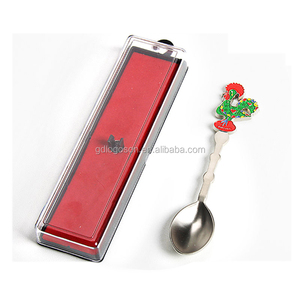Cucharas de Regalo Coleccionables Vintage Personalizadas con Diseño de Gallo de Barcelos, Portugal, de Fábrica con 25 Años de Experiencia - Product Image 2