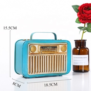 <span class=keywords><strong>Salvadanaio</strong></span> <span class=keywords><strong>Vintage</strong></span> di Alta Qualità in Ferro Anticato Rosa e Blu, Regalo Artigianale in Metallo - Product Image 6