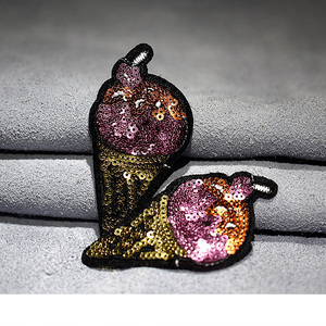 カスタムデザイナーロゴレタースパンコール刺繍パッチシェニール花アップリケパッチ刺繍ビーズラインストーンパッチネームバッジ - Product Image 6