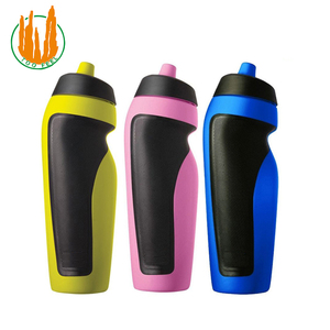 600 ml PE botella de bebida deportiva con agarre, aislado botella de agua de plástico de 20 litros - Product Image 1