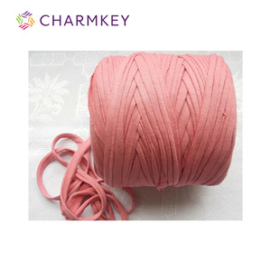 Warna Solid 400gram gulungan besar grosir tas tangan Spaghetti poliester benang kaus rajut tangan untuk crochet