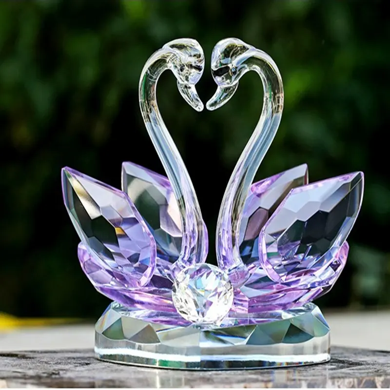 Transparent crystal swan figurine as crystal wedding anniversary gifts/useful crystal wedding gifts