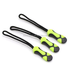 Tirazip in Gomma e Plastica Rishun Tirazip Personalizzati - Product Image 2