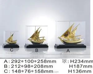 独特的金属海军船舶模型礼品与玻璃盖