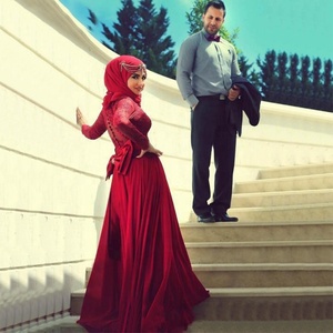 <span class=keywords><strong>Rosso</strong></span> <span class=keywords><strong>Vintage</strong></span> Hijab Lungo Musulmano Abiti Da Sera Con Maniche - Product Image 2