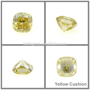 Pietra moissanite a forma di cuscino giallo chiaro sintetico prezioso diamante sciolto per gioielli - Product Image 2
