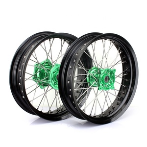 <span class=keywords><strong>Jante</strong></span> de roue à rayons de moto <span class=keywords><strong>Supermotard</strong></span> 3.5x17 5.0x17 pour Kawasaki Honda Suzuki Yamaha KTM HUSQVARNA GasGas Beta Sherco - Product Image 1