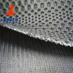 Textile de chine à mailles <span class=keywords><strong>d</strong></span>'air 100 polyester, tissu tricoté, maille 3d en <span class=keywords><strong>nid</strong></span> <span class=keywords><strong>d</strong></span>'<span class=keywords><strong>abeille</strong></span>, pour housse de siège sac à dos, vente en gros - Product Image 3