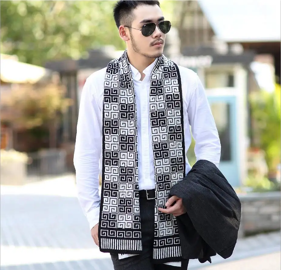 Hot sale custom plain long gentlemen men's12gg knit scarf
