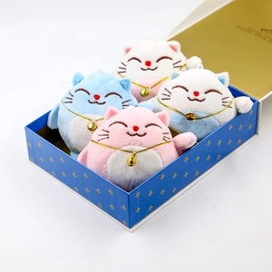 Llavero de Peluche de Gato Maneki Neko, Pequeño y Adorable, con Colgante de Campana para Teléfono y Bolso, Venta al por Mayor - Product Image 1