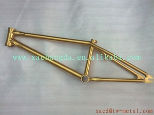 Khung xe đạp Titan BMX với kết thúc Anodized vàng bao gồm ngã ba và tay lái có trọng lượng nhẹ - Product Image 2