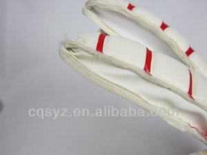Gants de football de gardien de <span class=keywords><strong>but</strong></span> personnalisés gants de sport en cuir PU gants de gardien de <span class=keywords><strong>but</strong></span> professionnels - Product Image 3