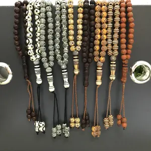 Cuentas de madera similares grabadas para oración musulmana islámica Tasbih 33, 12mm, venta al por mayor